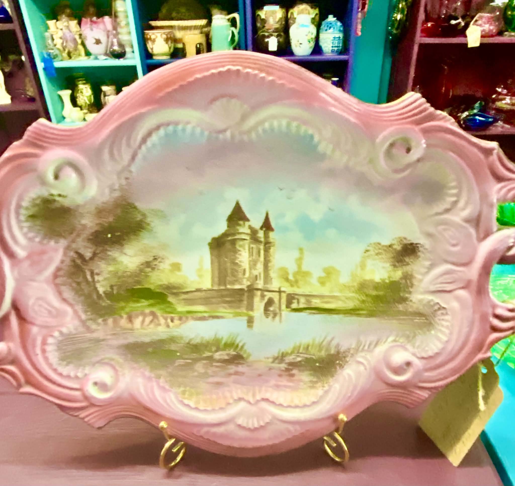 Victorian scalloped edged wall charger
